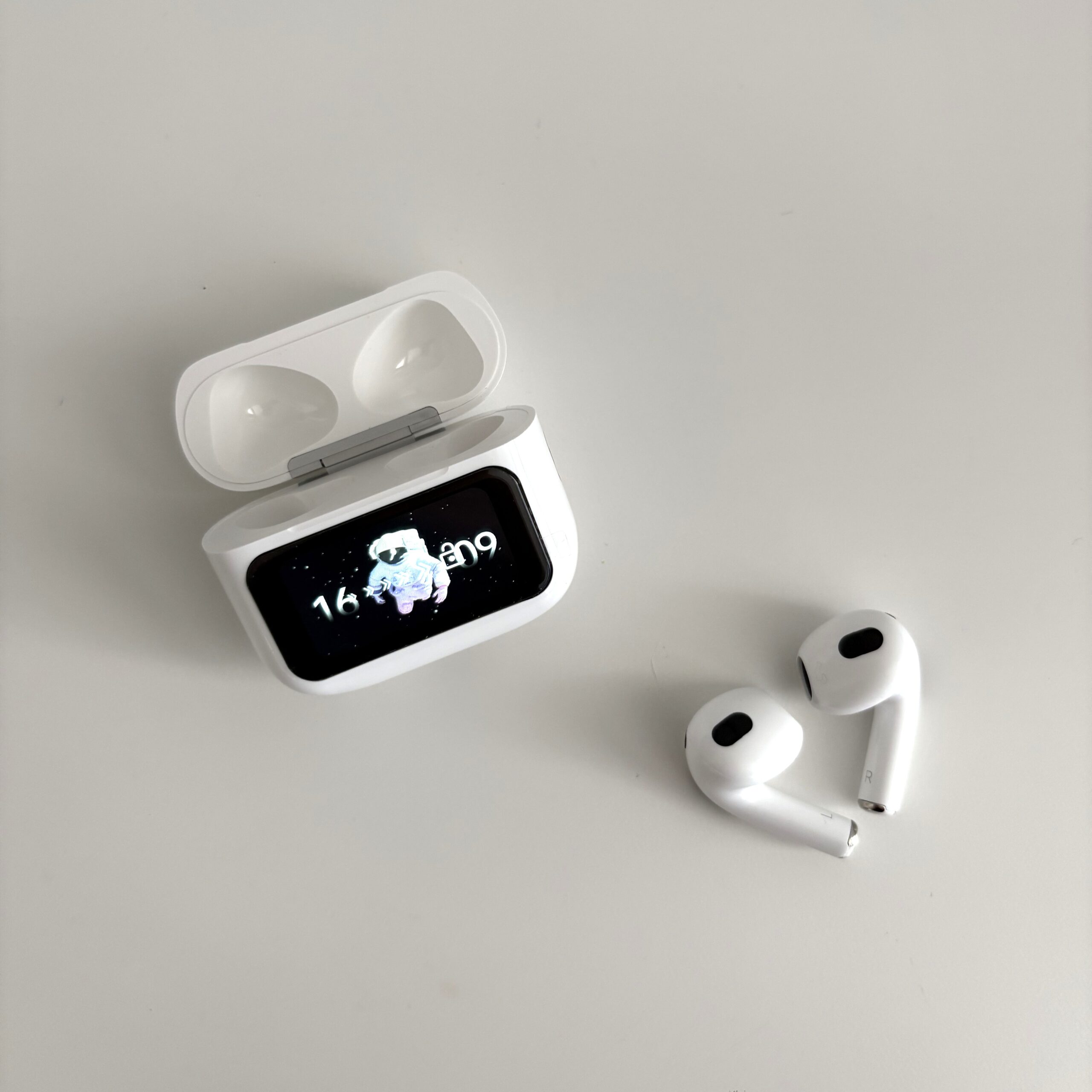 Audífonos Inalámbricos Bluetooth 6.0 con Pantalla - Imagen 2